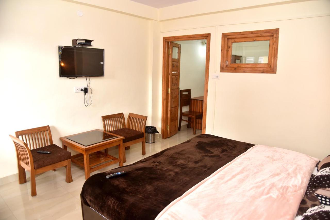 Samriti Apartments Shimla Esterno foto