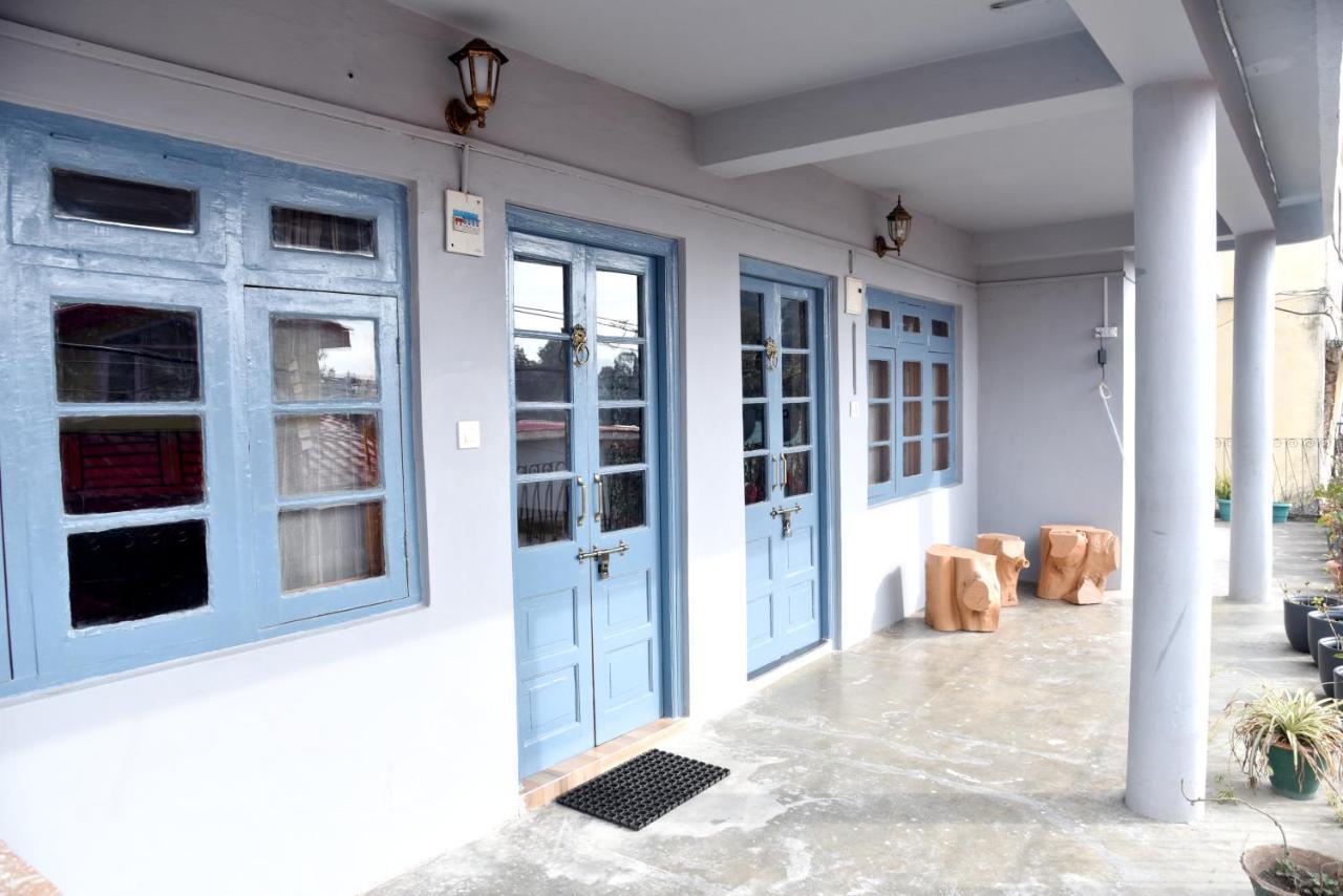 Samriti Apartments Shimla Esterno foto