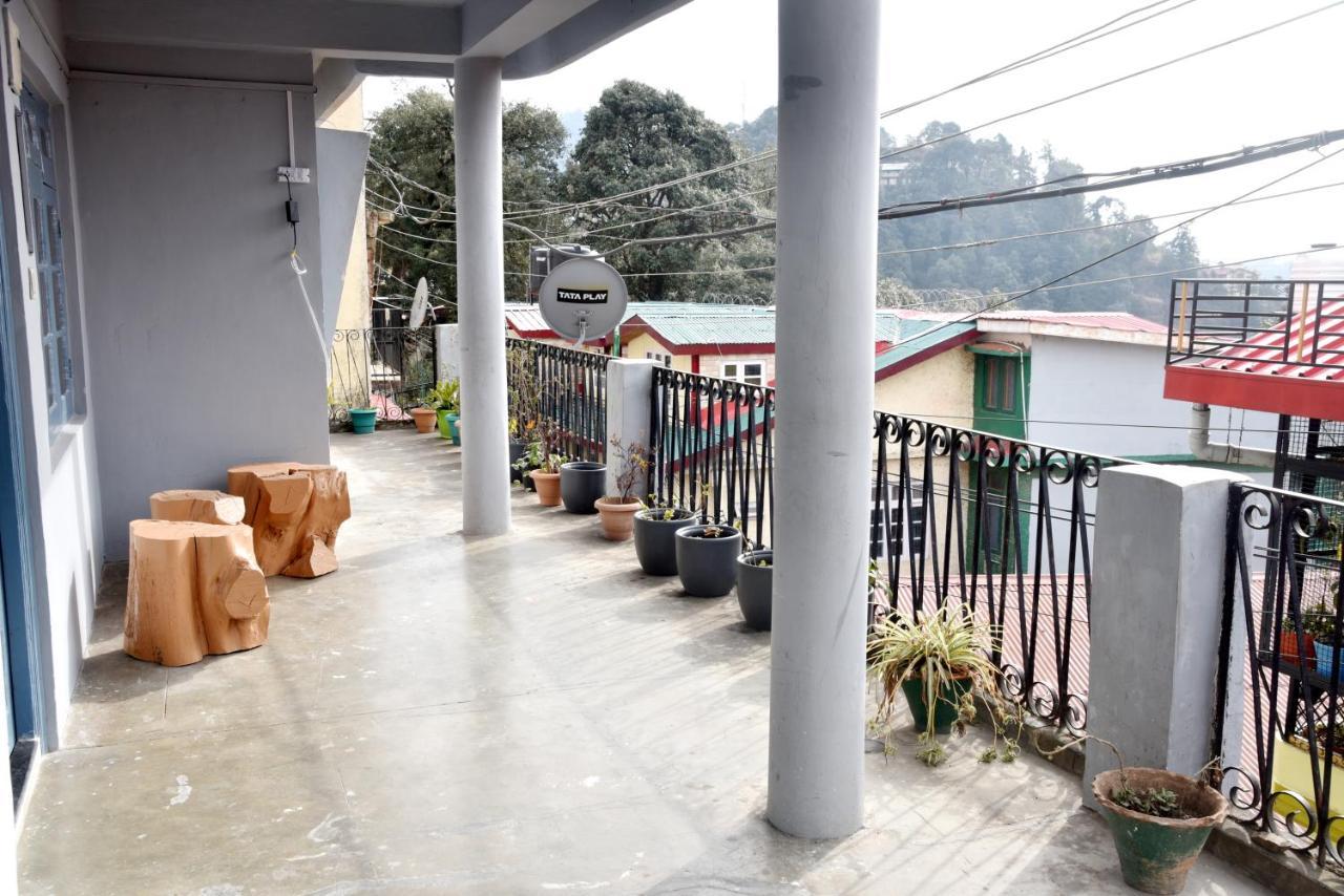 Samriti Apartments Shimla Esterno foto